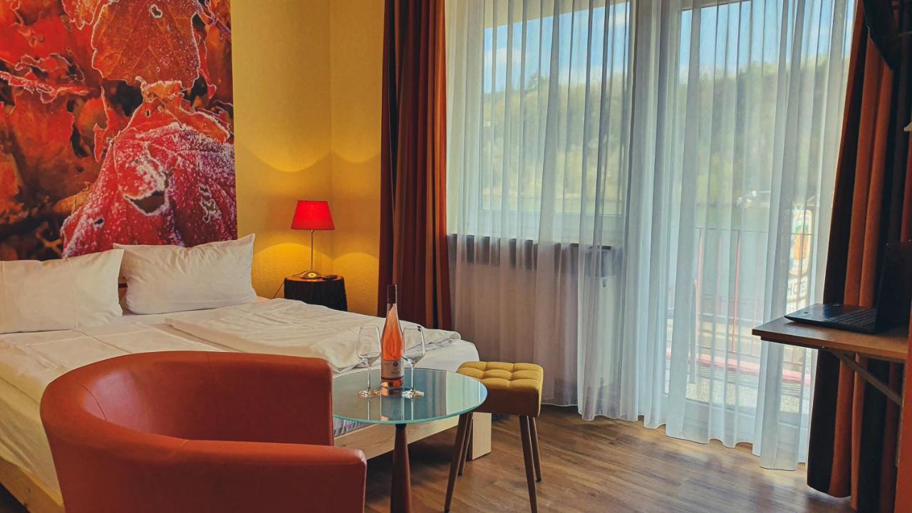 Hotel "Zum Moseltal" Mehring  Exteriör bild