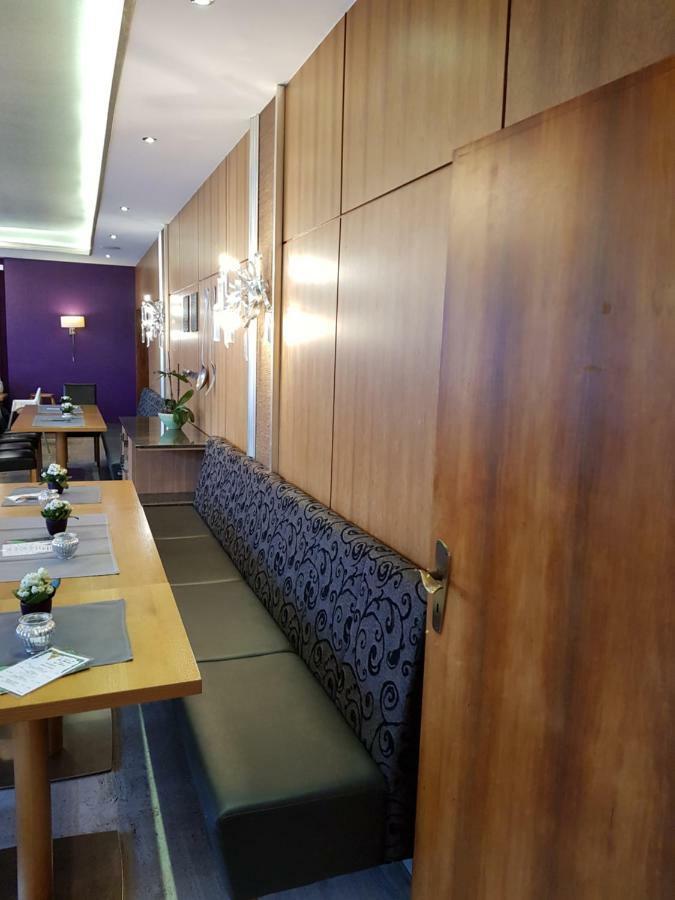 Hotel "Zum Moseltal" Mehring  Exteriör bild